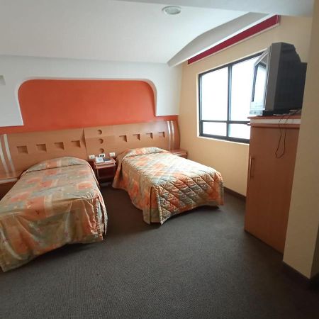 Hotel Terminal De Puebla Dış mekan fotoğraf