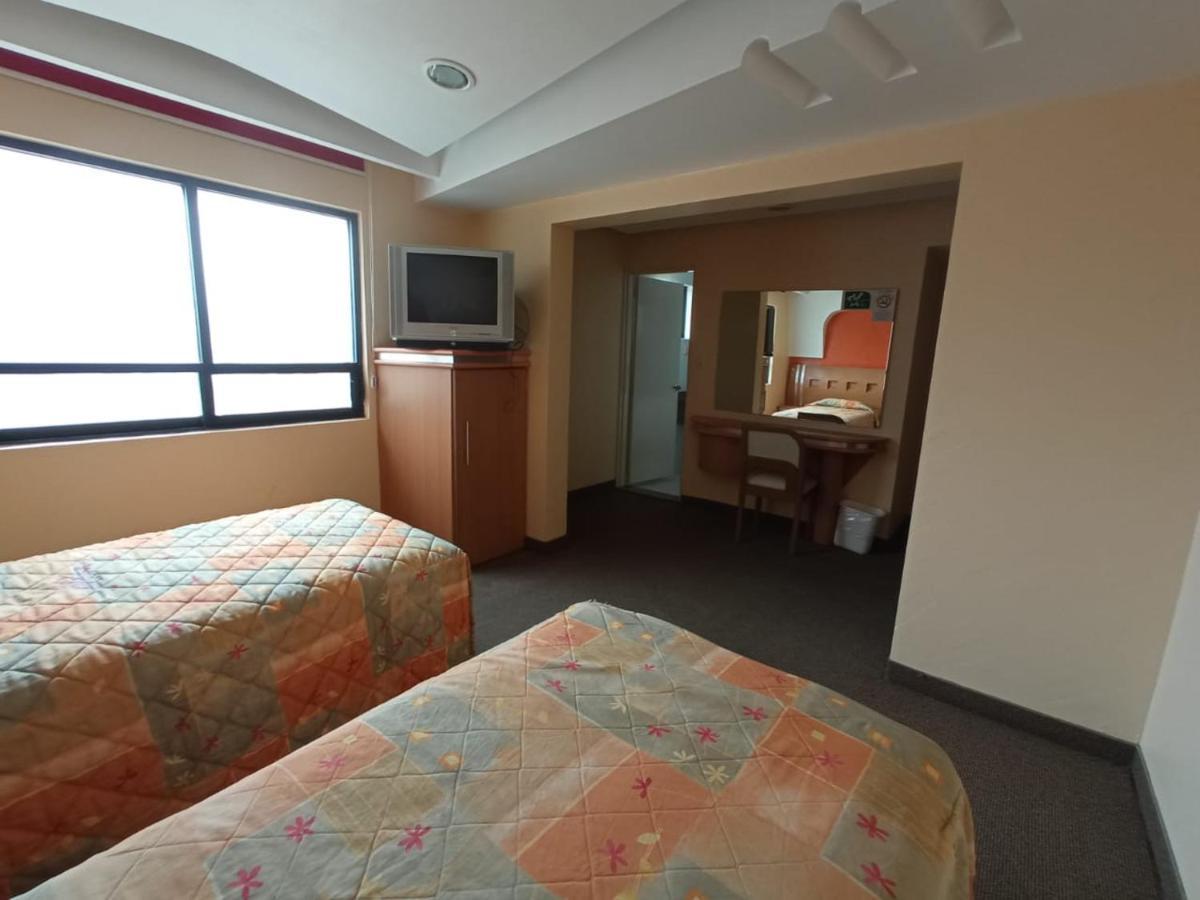Hotel Terminal De Puebla Dış mekan fotoğraf